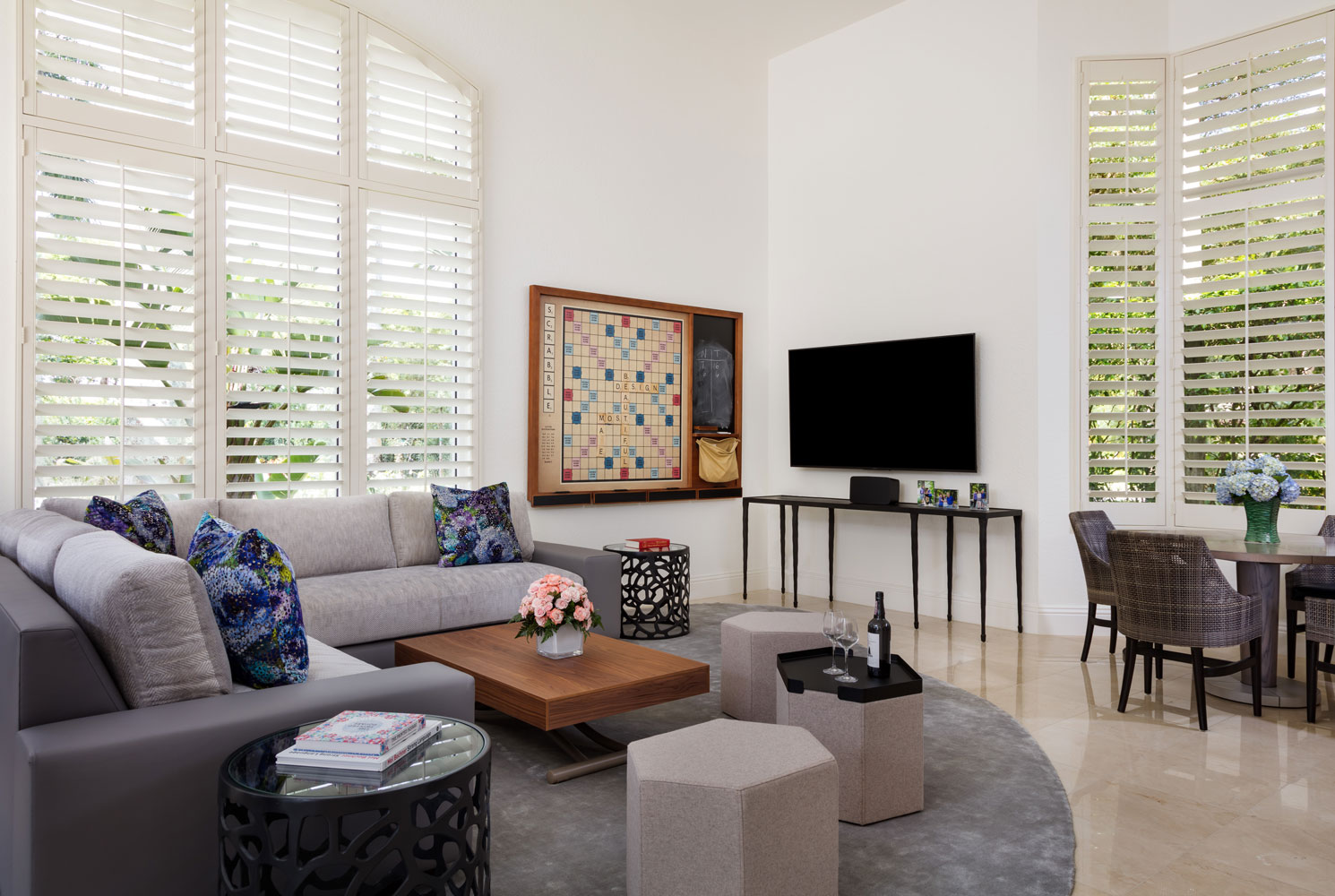 Boca Raton family room interior design by Annette Jaffe Interiors