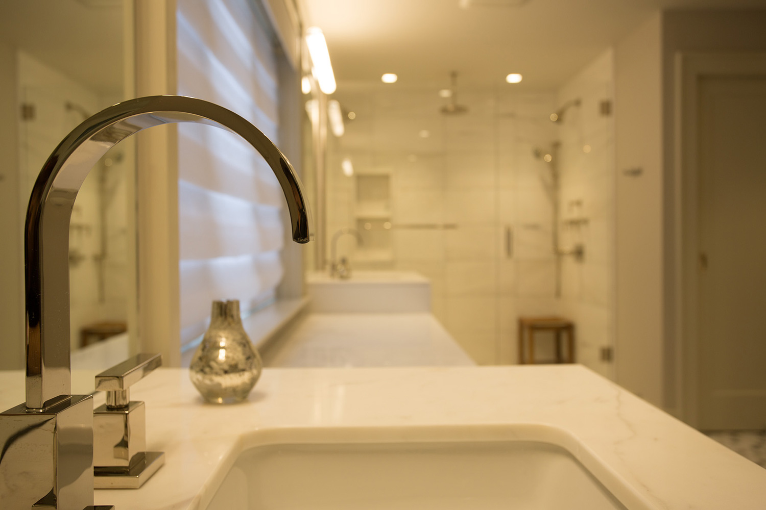 Roslyn bathroom vanity designed by Annette Jaffe Interiors